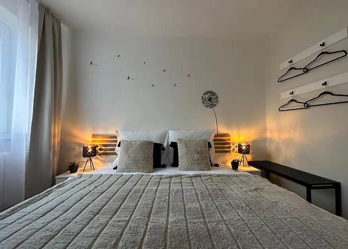 Morava S Balkonem, Parkovani Zdarma-uherske Hradiste Safarikova 855 Appartement