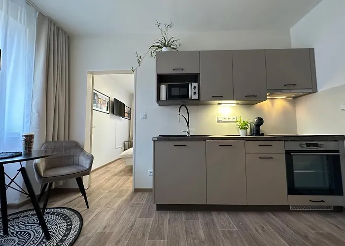 Morava S Balkonem, Parkovani Zdarma-uherske Hradiste Safarikova 855 Appartement